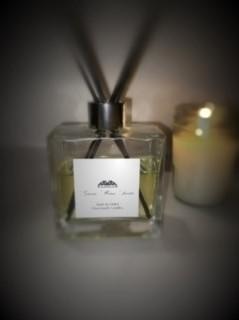 Amber Noir Reed Diffuser - Greene House Scents